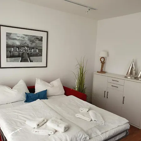 Inselliebe Ruegen Inkl Sauna Und 3h Taeglich Eintritt Ahoi Schwimmbad * Sellin (Rugen)