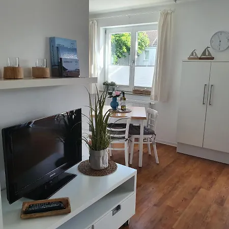 Appartement Inselliebe Ruegen Inkl Sauna Und 3h Taeglich Eintritt Ahoi Schwimmbad