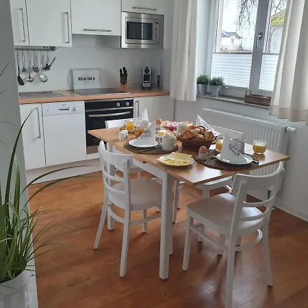 Inselliebe Ruegen Inkl Sauna Und 3h Taeglich Eintritt Ahoi Schwimmbad Apartment