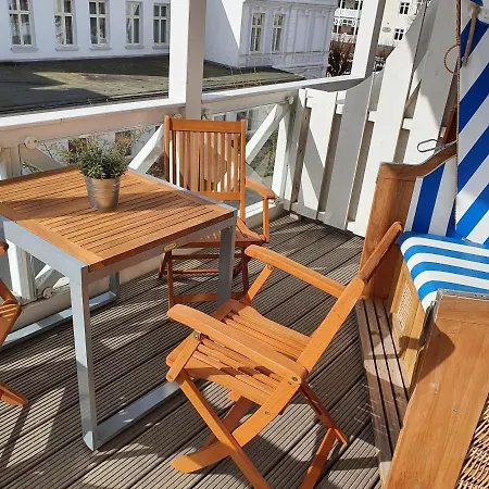 Inselliebe Ruegen Inkl Sauna Und 3h Taeglich Eintritt Ahoi Schwimmbad * Sellin (Rugen)