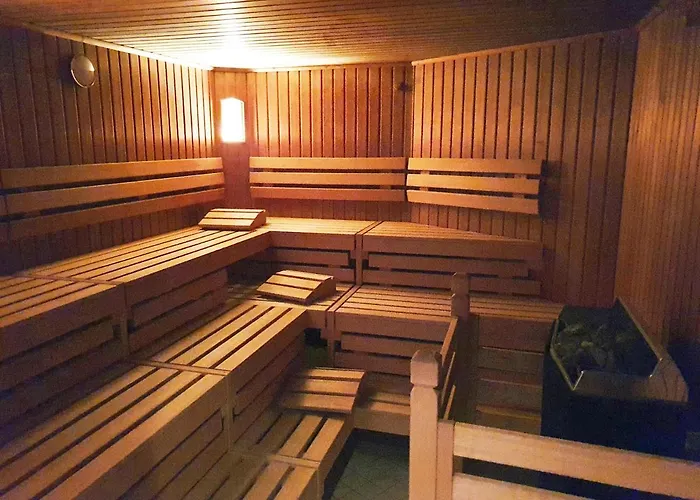 Inselliebe Ruegen Inkl Sauna Und 3h Taeglich Eintritt Ahoi Schwimmbad Daire *