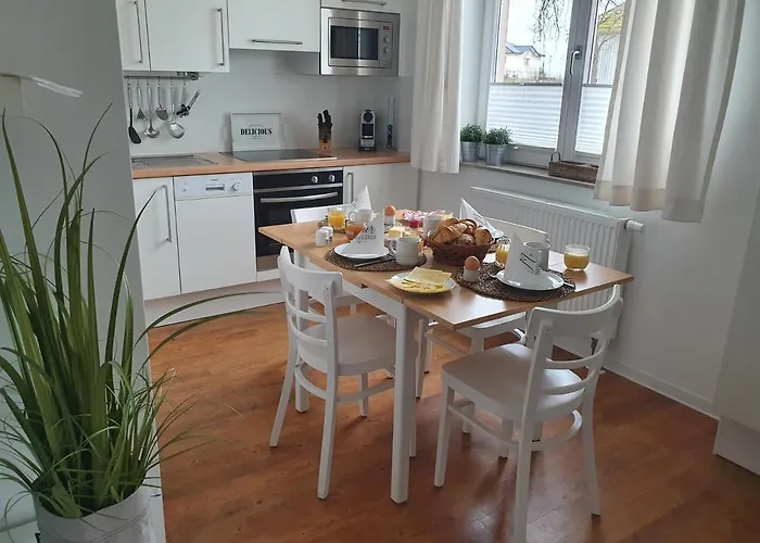 Inselliebe Ruegen Inkl Sauna Und 3h Taeglich Eintritt Ahoi Schwimmbad Apartment